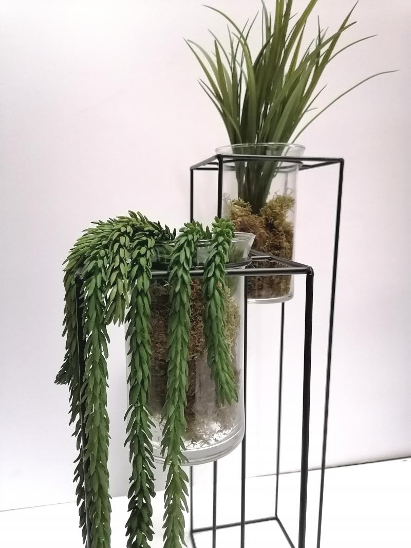 Set Metallständer mit Glasvase und Pflanzen